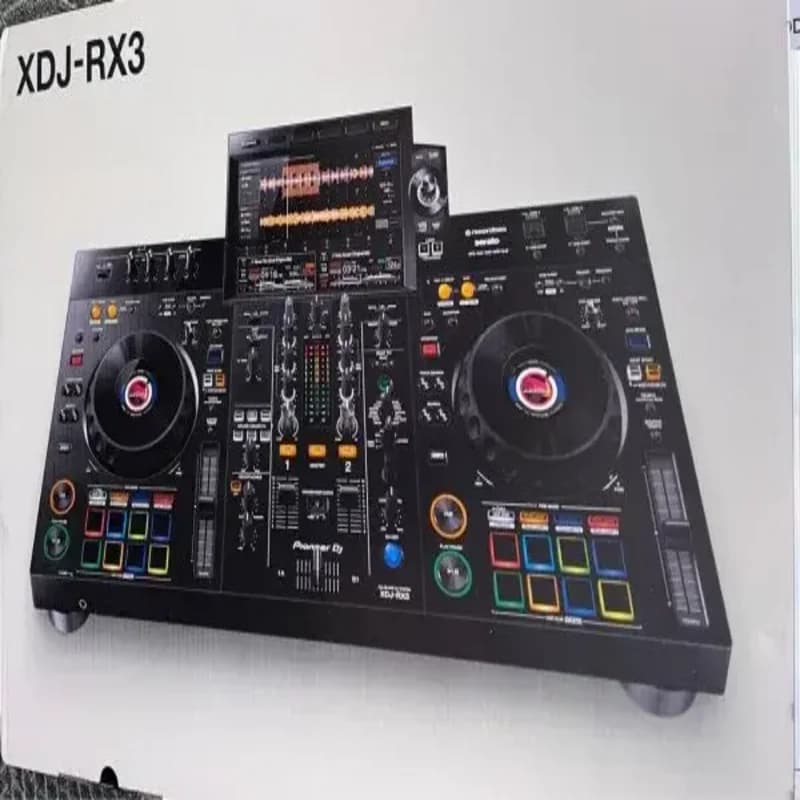 Système DJ tout-en-un Pioneer XDJ-RX3 - Écran tactile 10,1 pouces avec RekordboxSerato