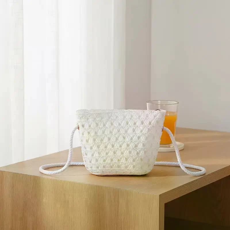 Sac à bandoulière tressé à la main en paille