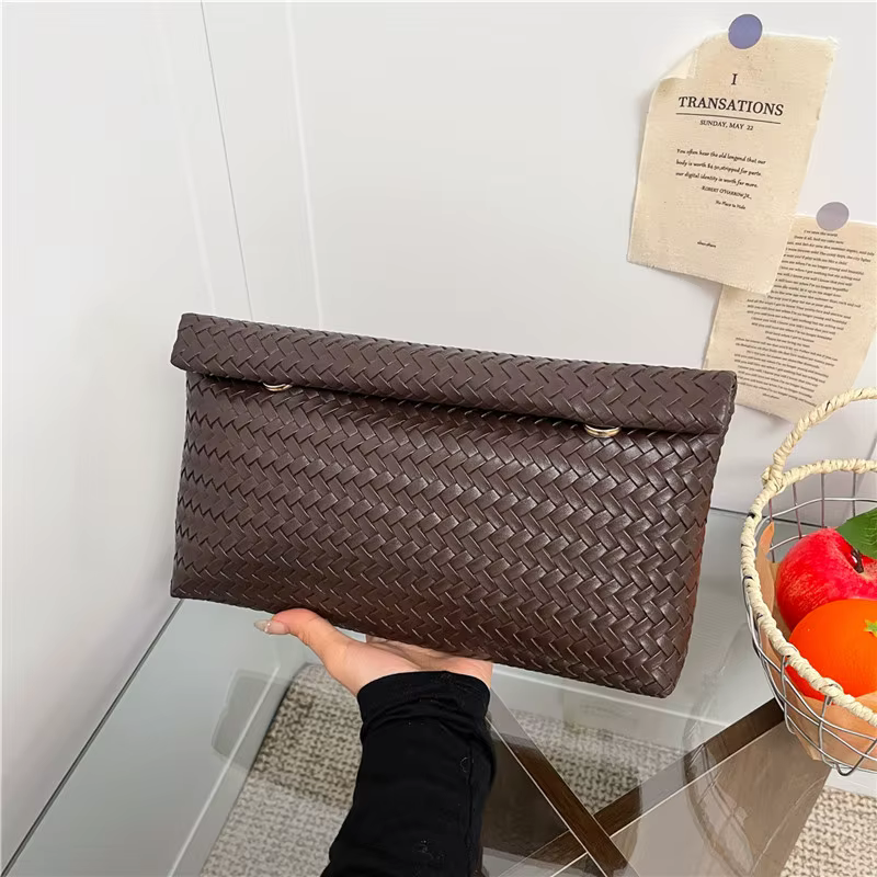 Sac à main en PU à texture tressée, rétro, couleur unie, avec fermeture magnétique légère, résistant