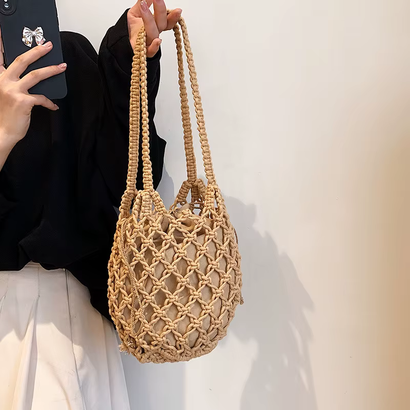 Sacs seau d'été en paille pour femmes, sacs à bandoulière de plage faits à la main avec cordon de se