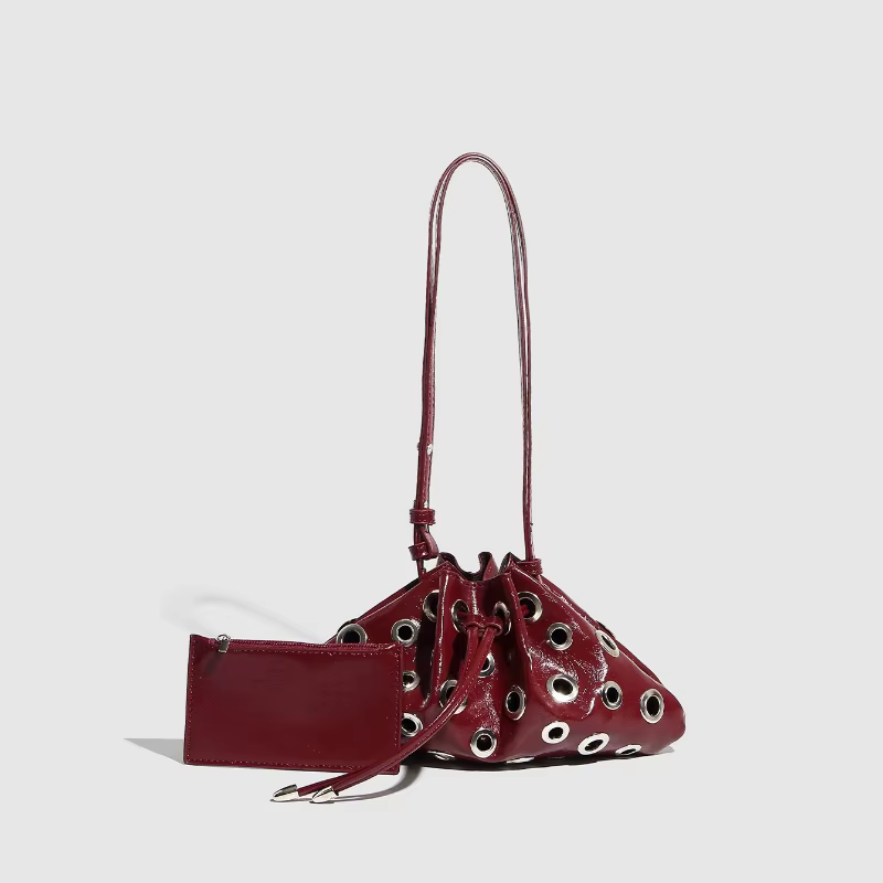 Sac seau pour femme à clous et découpes, avec œillets métalliques et cordon de serrage, sac d'été qu