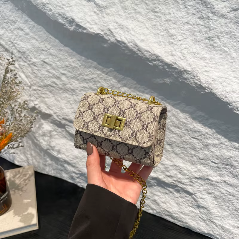 Mini sac à bandoulière élégant avec motif géométrique, fermeture à boucle en Faux cuir, bord peint,
