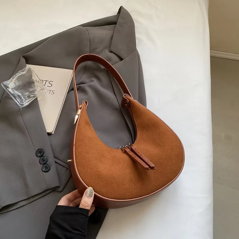 Marque demi-lune sac à main de luxe en cuir Pu sous les bras sac à bandoulière pour femmes concepteu