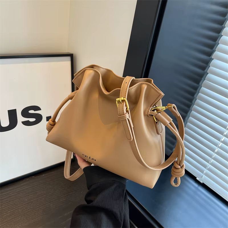 Sac seau plissé en cuir PU pour femmes, couleur unie, sac à bandoulière polyvalent, tendance, sac à 