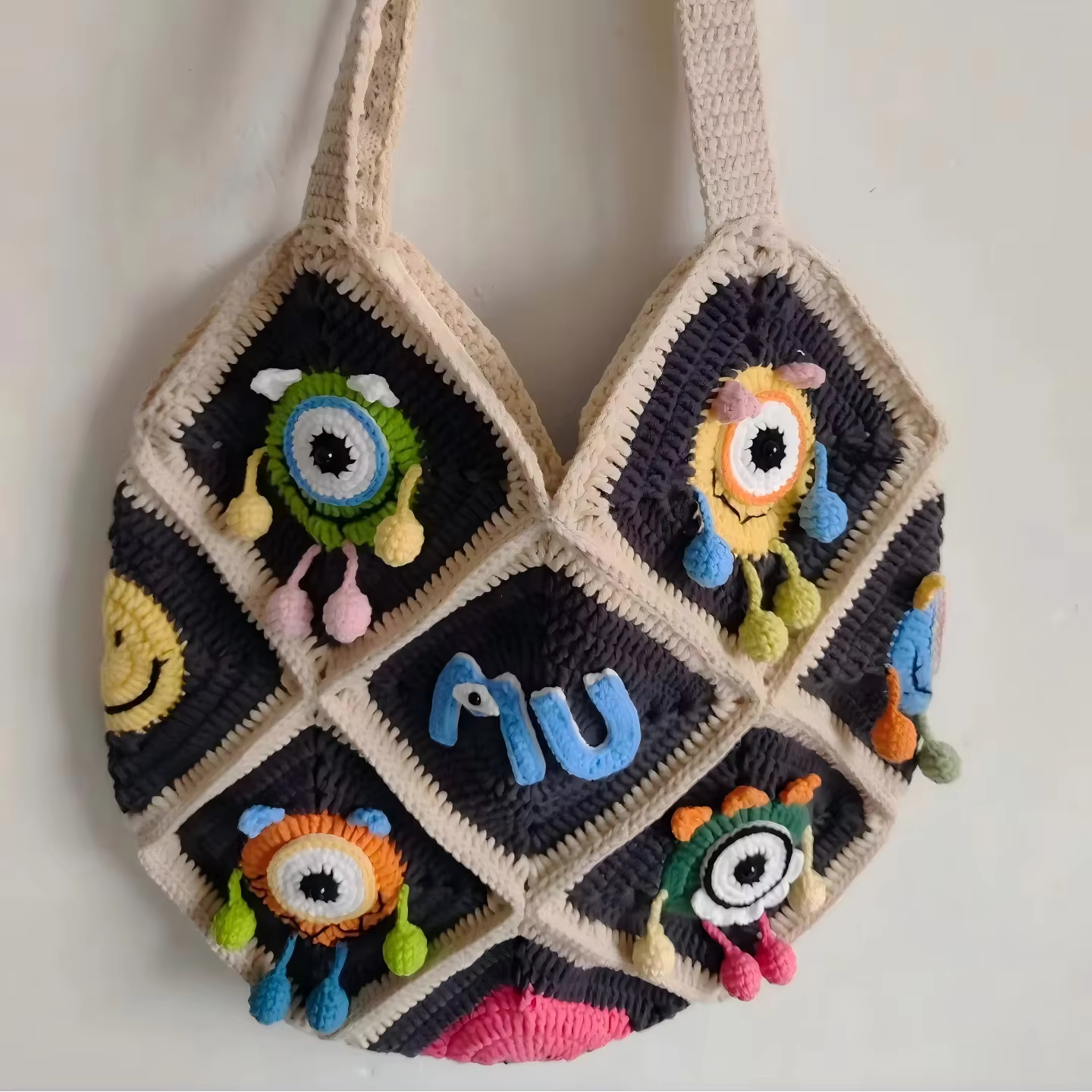 Sac à bandoulière en Crochet fait à la main avec fleur de monstre aux grands yeux, sac de grand-mère