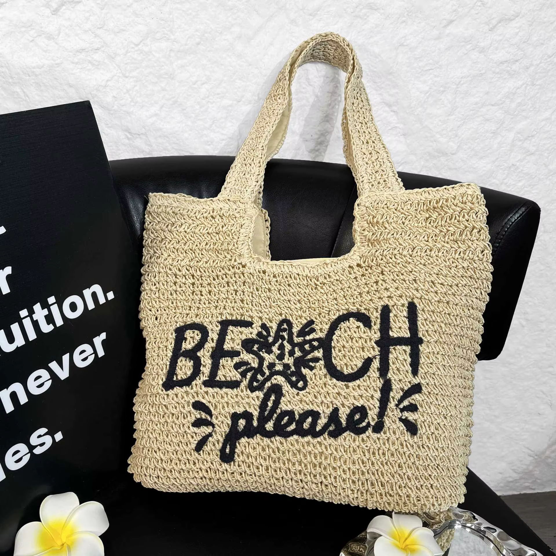 Sac à bandoulière en paille pour femmes, fourre-tout de grande capacité avec lettres, sac de voyage 