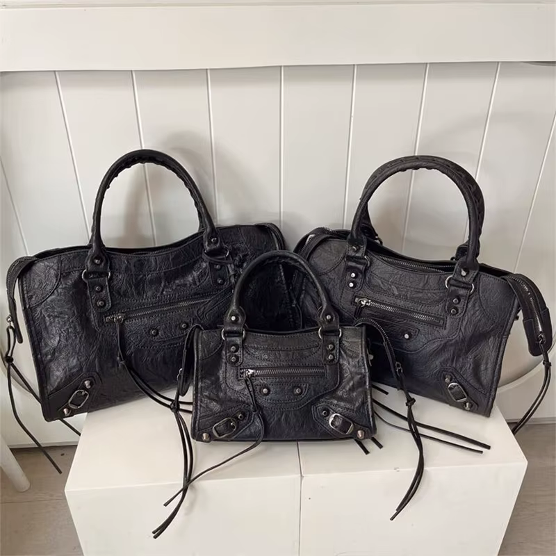 Sac à bandoulière Rivet Biker style Hot Girl rétro, sac à main oreiller haut de gamme français, sac 