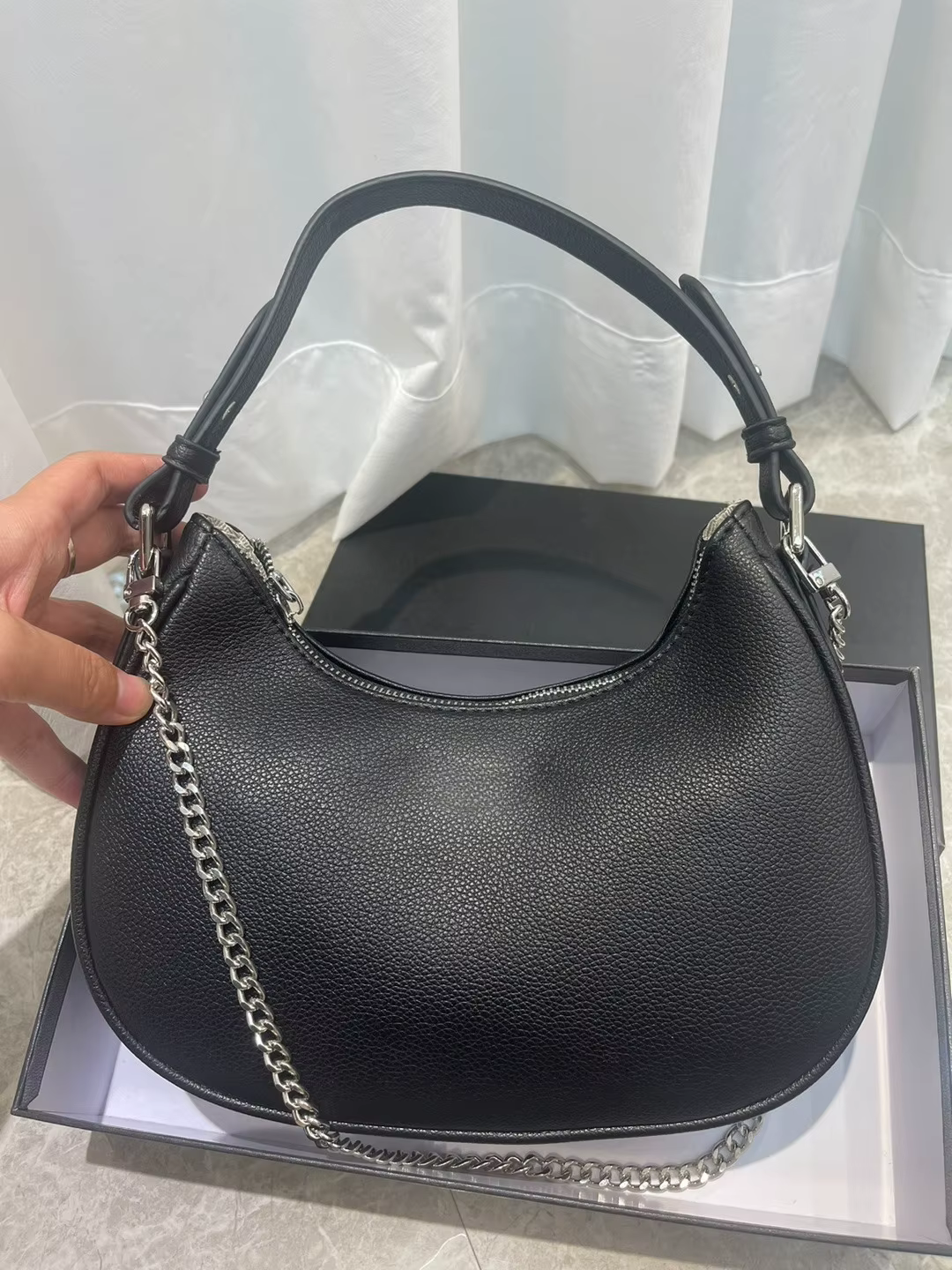 Sac à bandoulière décontracté en cuir synthétique pour femme, style français, avec chaîne délicate e