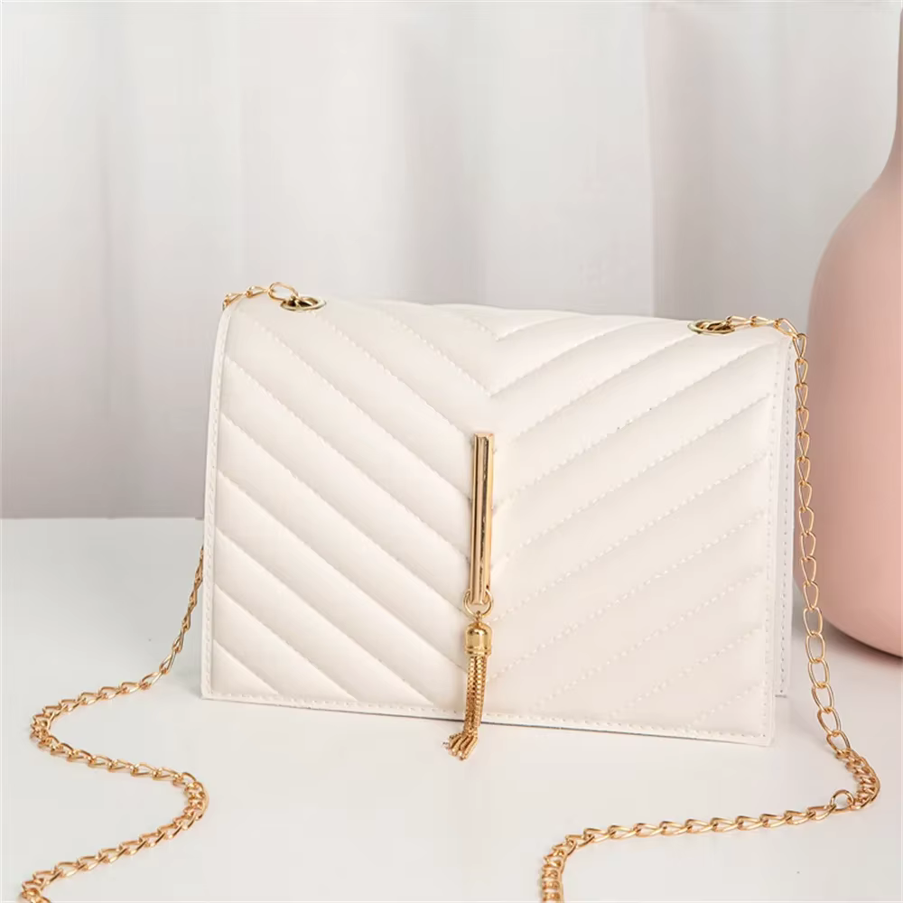 Mode gland rabat sacs à bandoulière modèle Mini chaîne sac à bandoulière pour femmes en cuir Pu blan