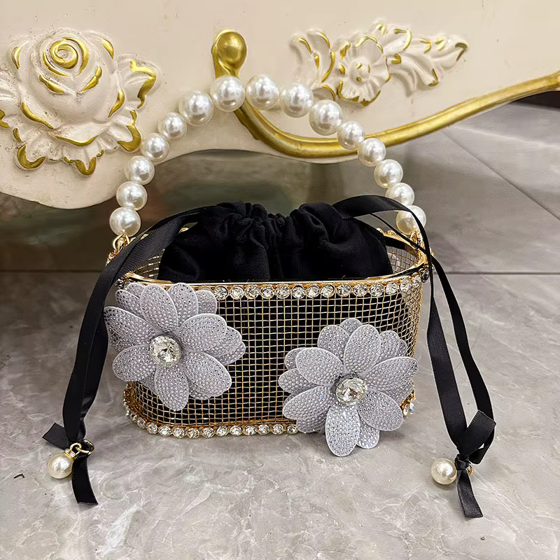 Sac seau en métal à fleurs en strass incrusté de diamants, sac à main creux haut de gamme Xiaoxiangf
