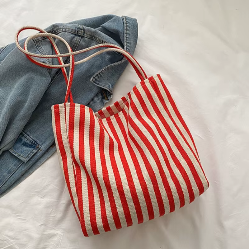 Sac fourre-tout chic à rayures tissées grande capacité, sac à bandoulière léger et décontracté pour