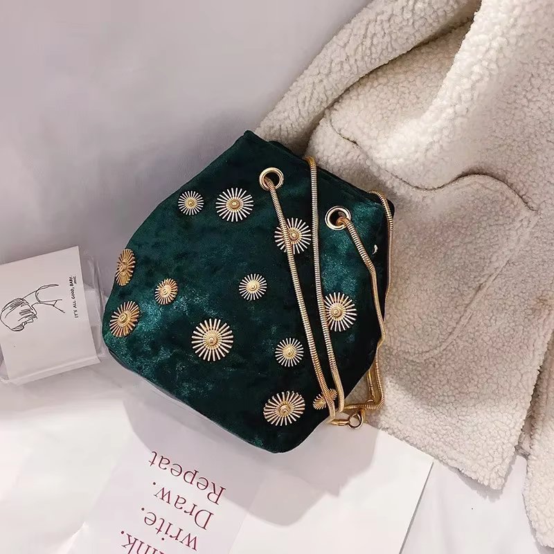 JOinitiated-Sac à main élégant en velours pour femme, sac à bandoulière avec sangle dorée, fourre-to