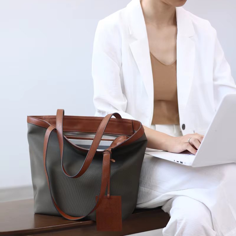 Fourre-tout à fermeture éclair en Nylon de grande capacité pour femmes, sacs à bandoulière robustes
