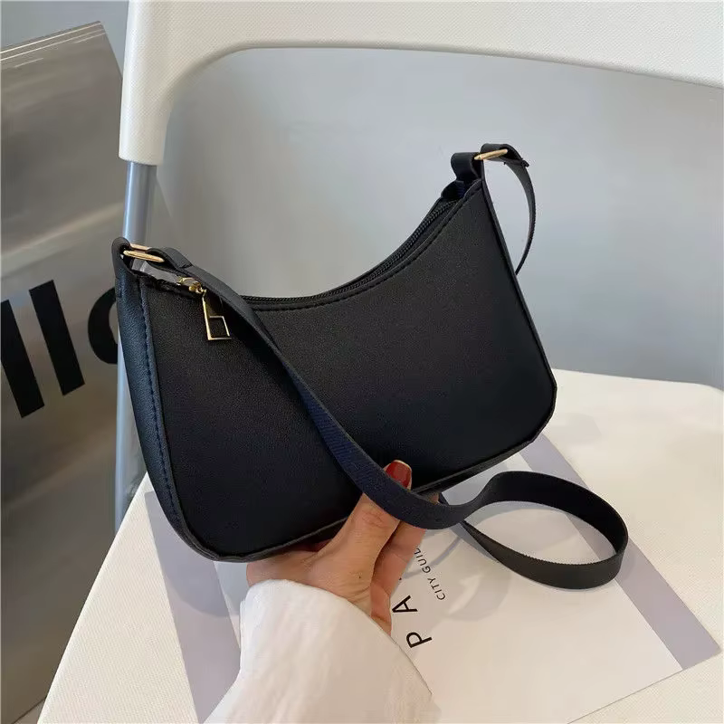 Mode couleur unie sac à bandoulière pour femmes en cuir PU aisselle sac à main décontracté quotidien