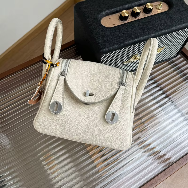 Mini sac de médecin Lindy, sac à bandoulière en forme de coussin, sac à main de style rétro à la mod