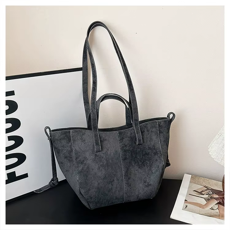 2025 Designer de luxe bandoulière fourre-tout petit sac à bandoulière en cuir PU pour femmes femme m