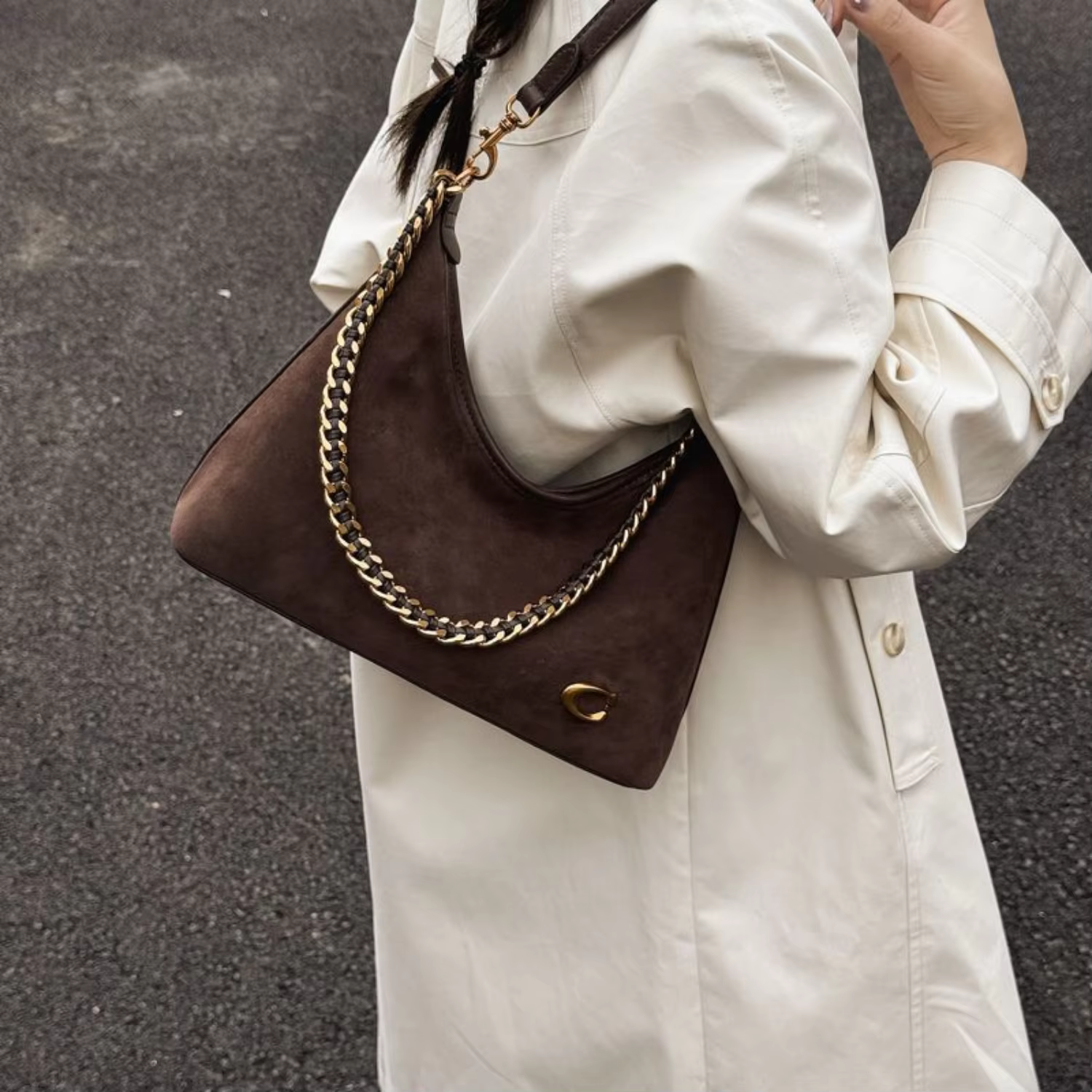Sac fourre-tout en daim noir avec chaîne pour femme, nouvelle collection 2026, grande capacité, sac 