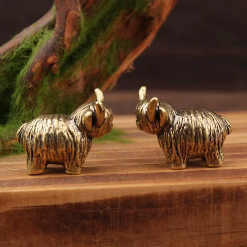 Miniature rétro en laiton, sculpture de bovins Highland, jouet, cadeau, porte-clés, ornement décorat