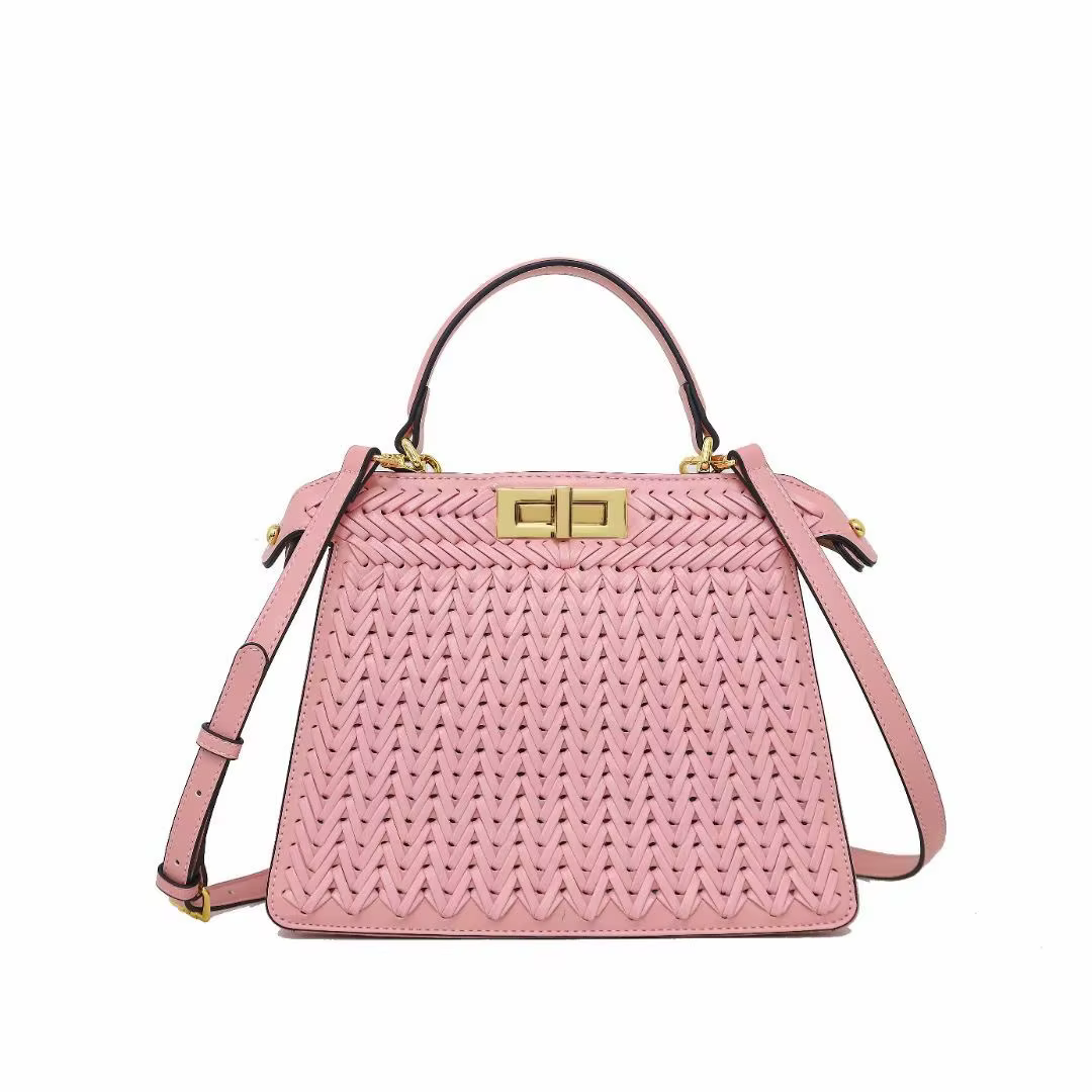 Sac à main tissé à la main tendance, vente chaude de la saison, nouveau sac carré à boucle, sac à ba