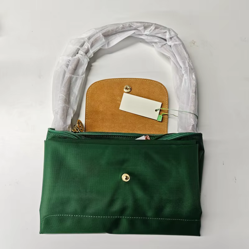 Sac fourre-tout pliable en nylon 2026 pour femme, sacs à main classiques brodés, sacs à bandoulière 