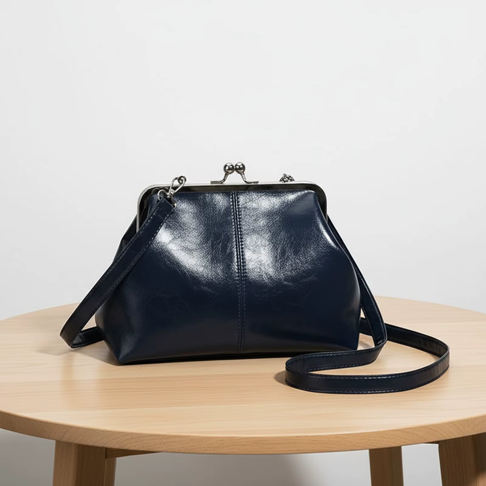 Sac à bandoulière en cuir PU pour femmes et filles, couleur unie, avec sangle réglable, élégant, ave