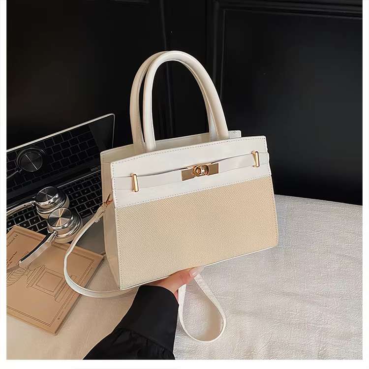 Sac à bandoulière décontracté tendance grande capacité, style urbain simple, pour usage quotidien en