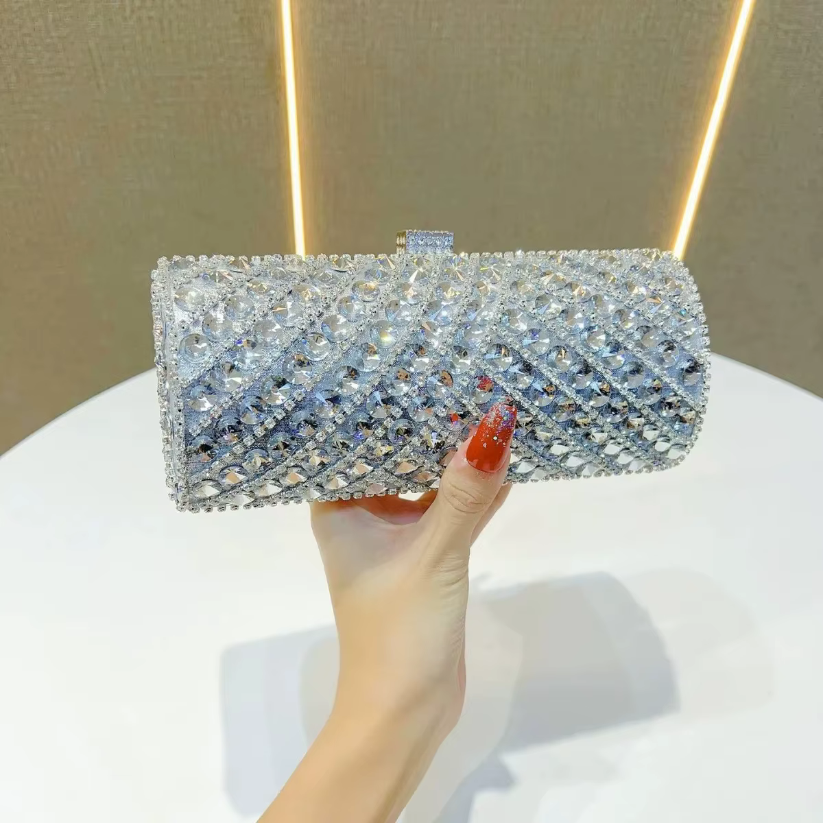 Nouveau Sac de Soirée Transfrontalier pour Femme, Sac à Main Entièrement Orné de Diamants, Sac de Cé