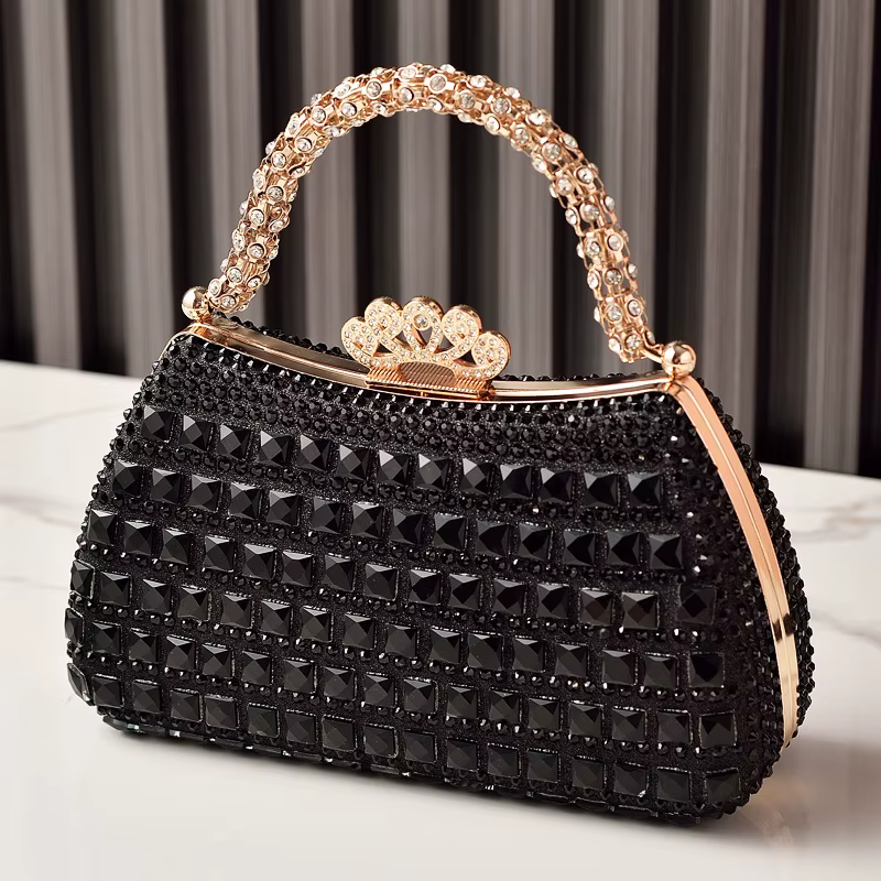 Sac à main femme argenté brillant avec fermoir couronne, sac à bandoulière diamanté, pochette de soi