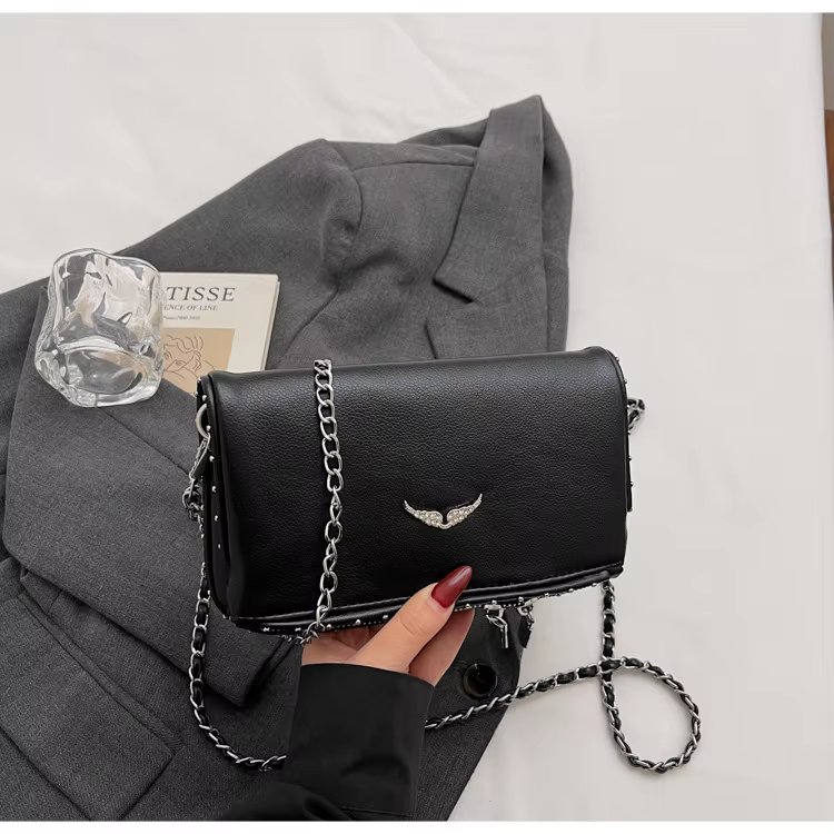 Sac bandoulière de luxe en PU couleur unie avec logo aile, léger, avec fermeture magnétique et chaîn