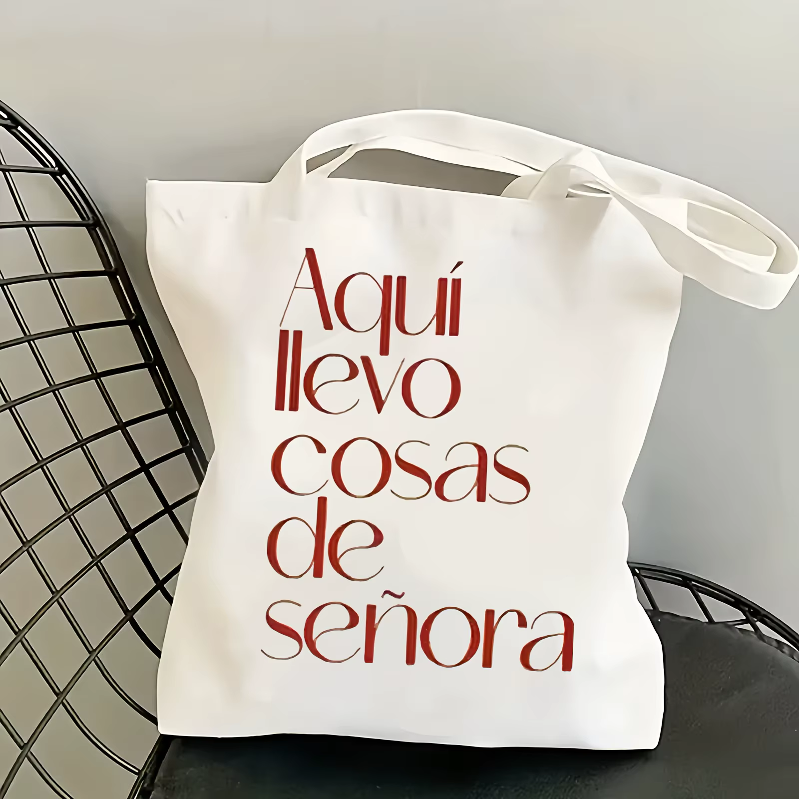 1 sac de courses espagnol « Aquí llevo cosas de señora », sac fourre-tout réutilisable pour un usage