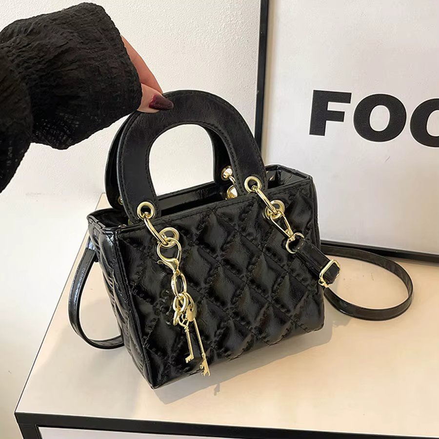 Sac à main élégant pour femme 2025, nouveau petit sac bandoulière en diamant, petit sac à main de lu
