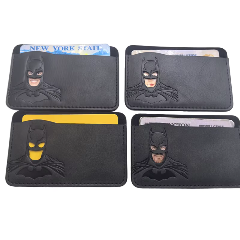 Porte-carte d'identité en cuir personnalisé avec motif de masque de super-héros, excellente option c