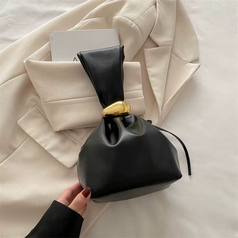 Pochette personnalisée en cuir souple pour femmes, Mini pochette seau plissée de luxe de styliste, s