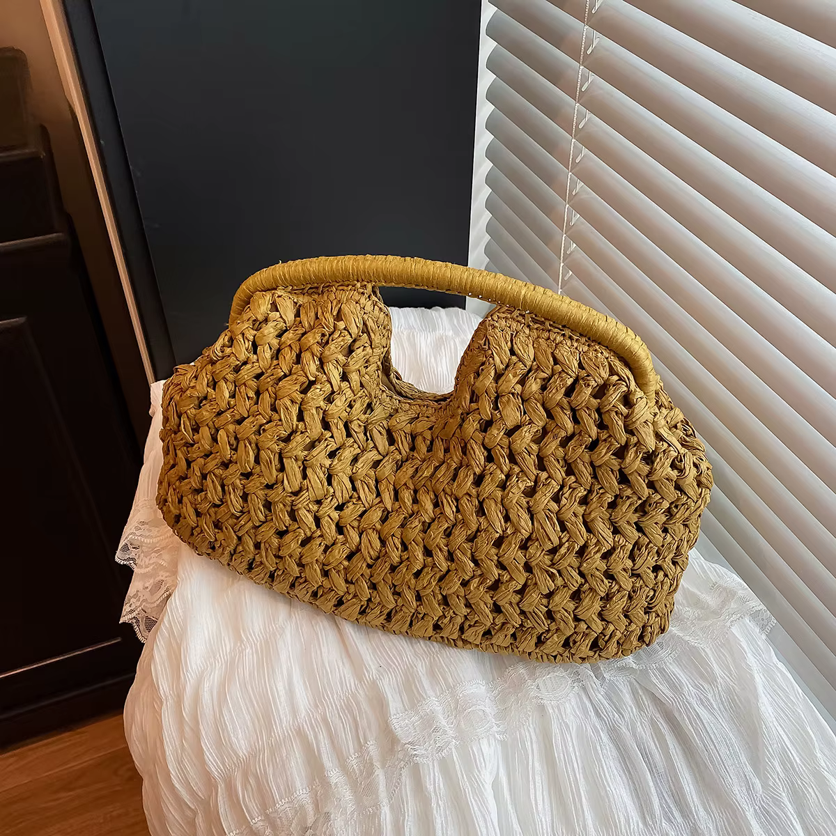 Sacs à bandoulière en paille tressée LEFTSIDE pour femmes – Collection été 2026 – Sacs à main de lux