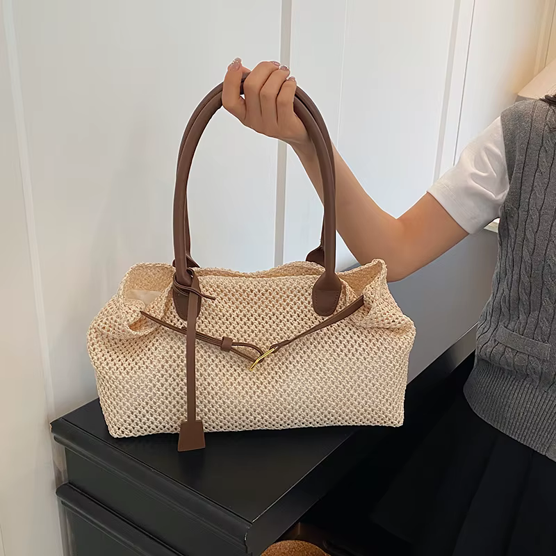 Sac à bandoulière en paille tressée décontracté pour femme, léger et élégant, avec boucle métallique