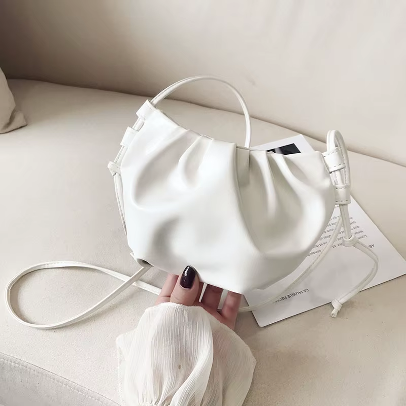 Mode femmes sac à bandoulière nouveauté sac à bandoulière femme couleur unie plissé Design Mini ferm