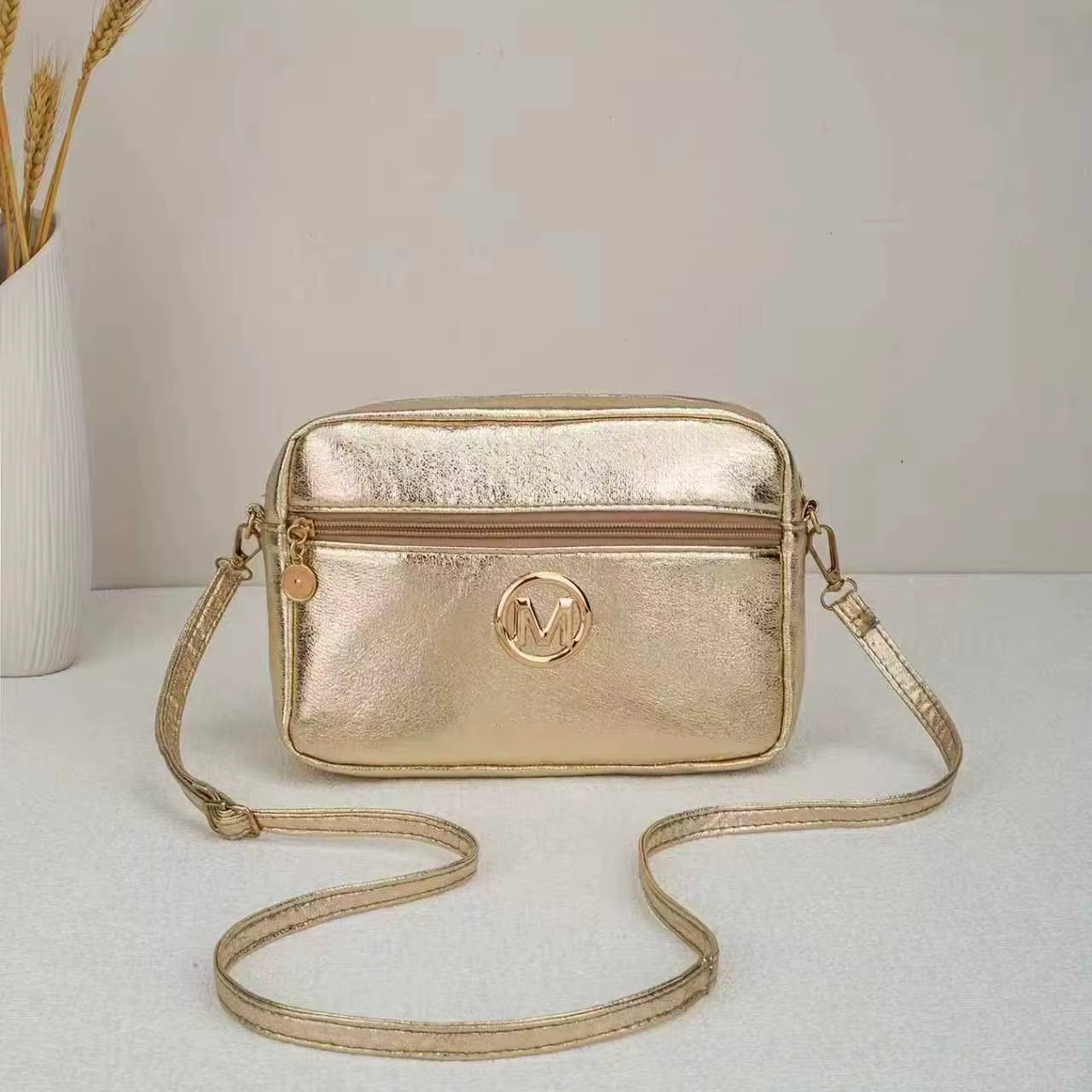 Sac bandoulière femme 2026, surface dorée brillante, nouveau sac carré M-Label, polyvalent, style dé