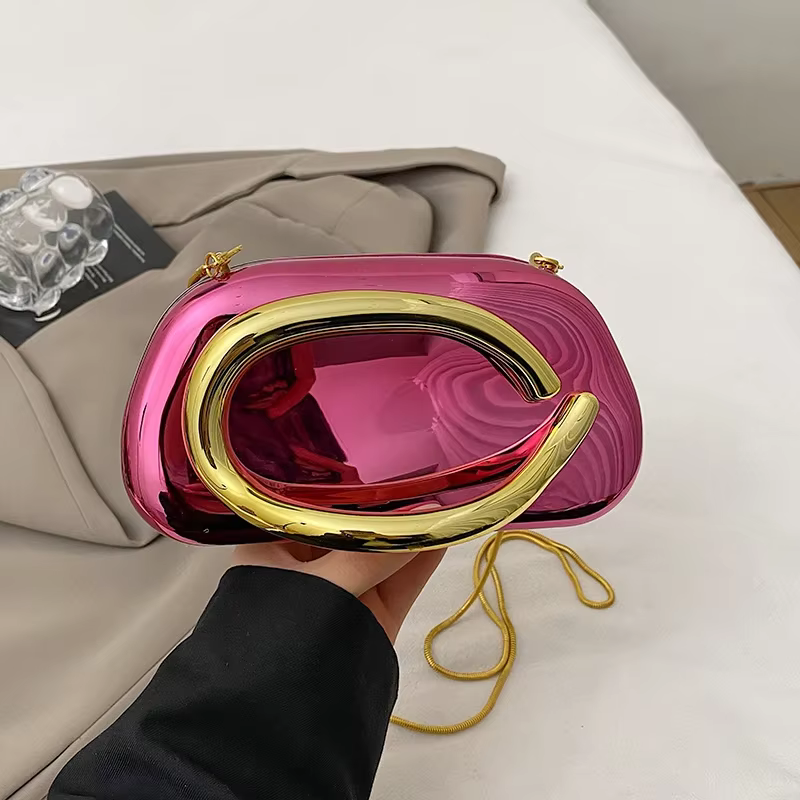 Boîte de fermeture en or pochette femmes soirée de mariage mignon sac à main sac à main 2025 nouveau
