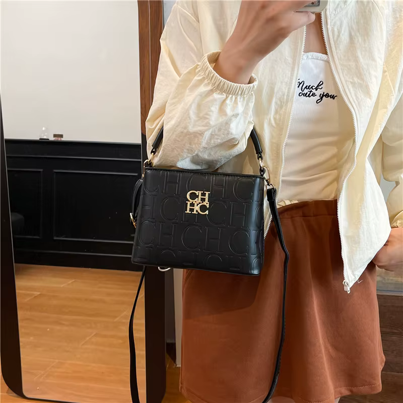 Nouveau Sac Seau Tendance 2026 pour Femme, Grand Sac à Main Polyvalent avec Compartiments, Sac Bando