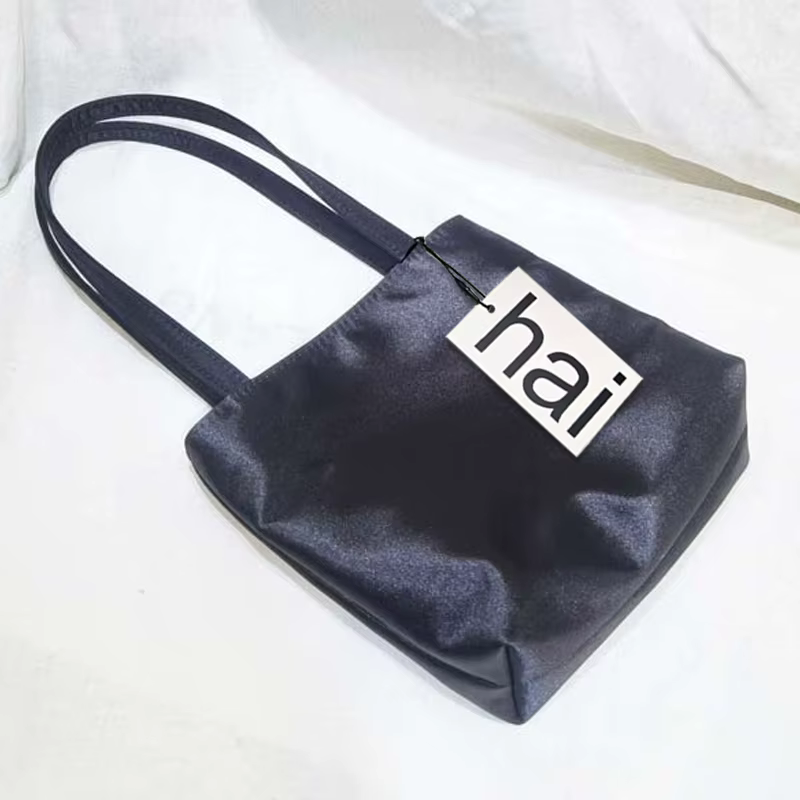 Pochette carrée en satin de soie, sac à main tendance pour femme, pochette de créateur en petite sér