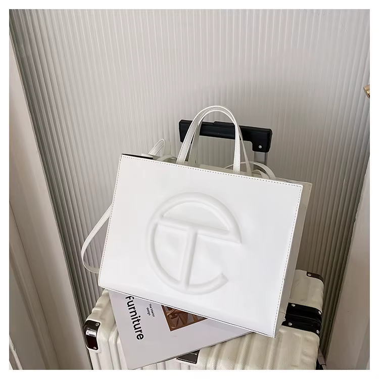 Sac à langer élégant et classique Paris 2026 – Sac bandoulière unique pour femme, idéal pour les loi