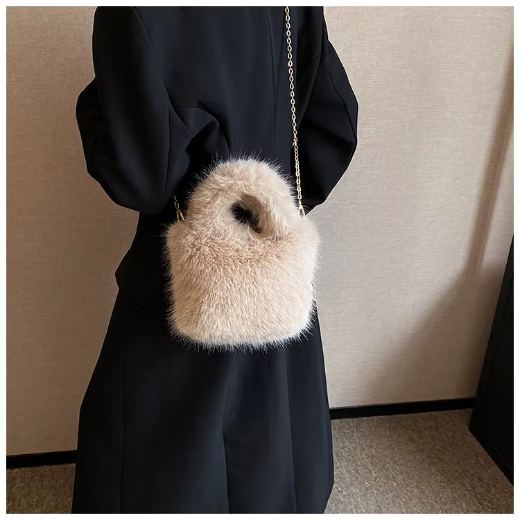 Sac à Main de Luxe en Fausse Fourrure pour Femme, Doux, Cool, Peluche, Simple, Solide, Document, Fou