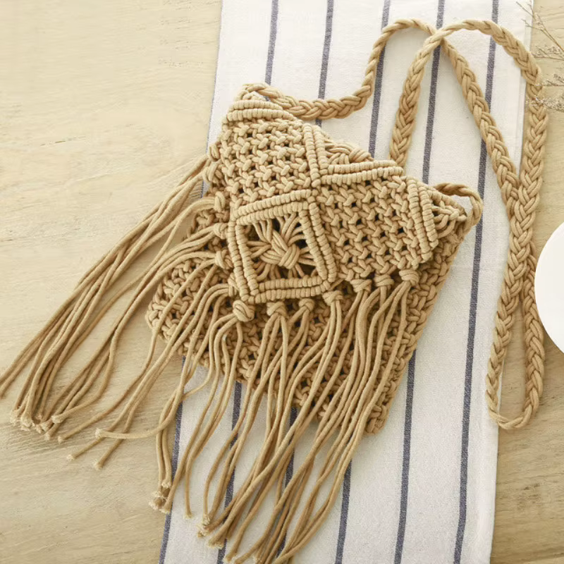 Sac de plage en paille bohème pour femmes, sacoche à pompon, crochet frangé, bandoulière, ultraléger