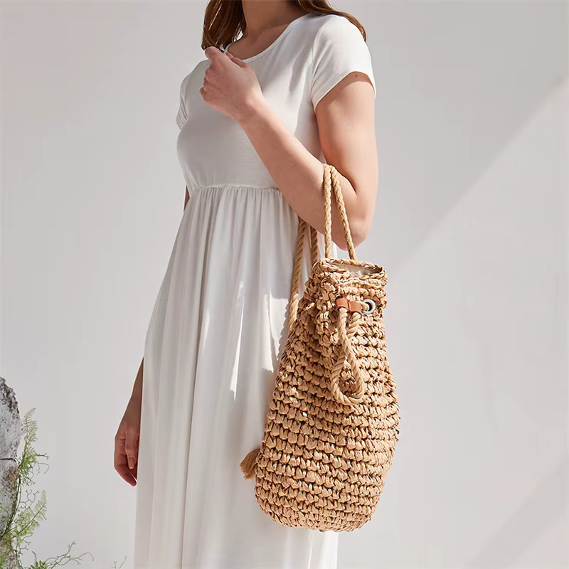 Sacs à dos en paille décontractés pour femmes, sacs à bandoulière de plage faits à la main avec cord