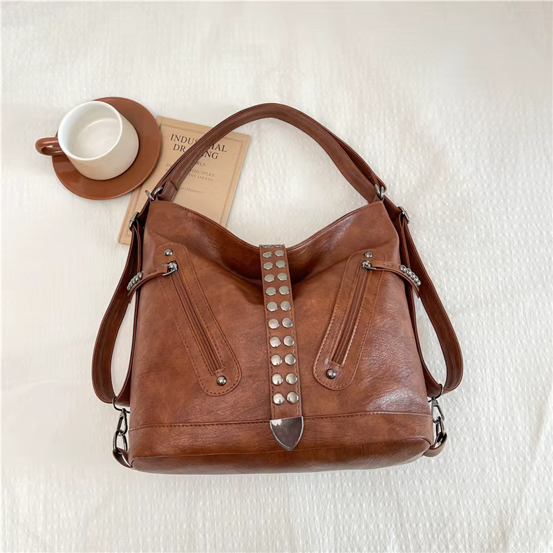 Sacs à bandoulière et sacs à main tendance de marque de créateur avec rivets pour femmes, nouvelle c