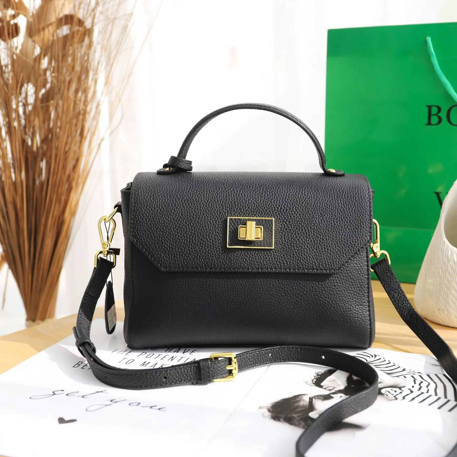 Sac fourre-tout en cuir de vachette beige pour femme, sac à main design, sac à bandoulière initié, é