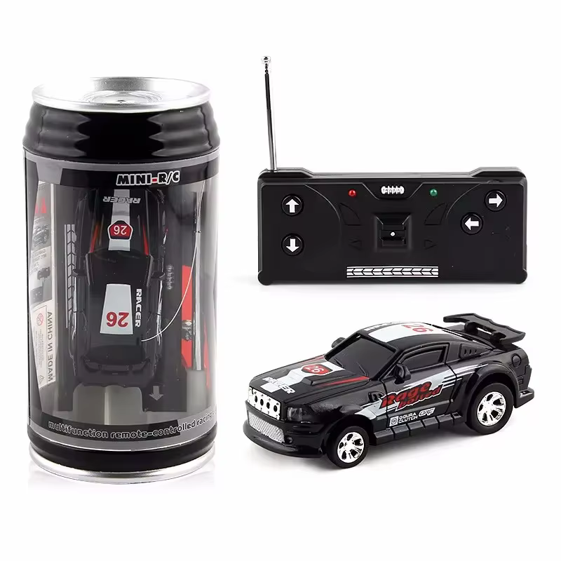 Mini voiture RC en boîte de Coke, véhicule de course télécommandé avec lumières LED et barrages rout