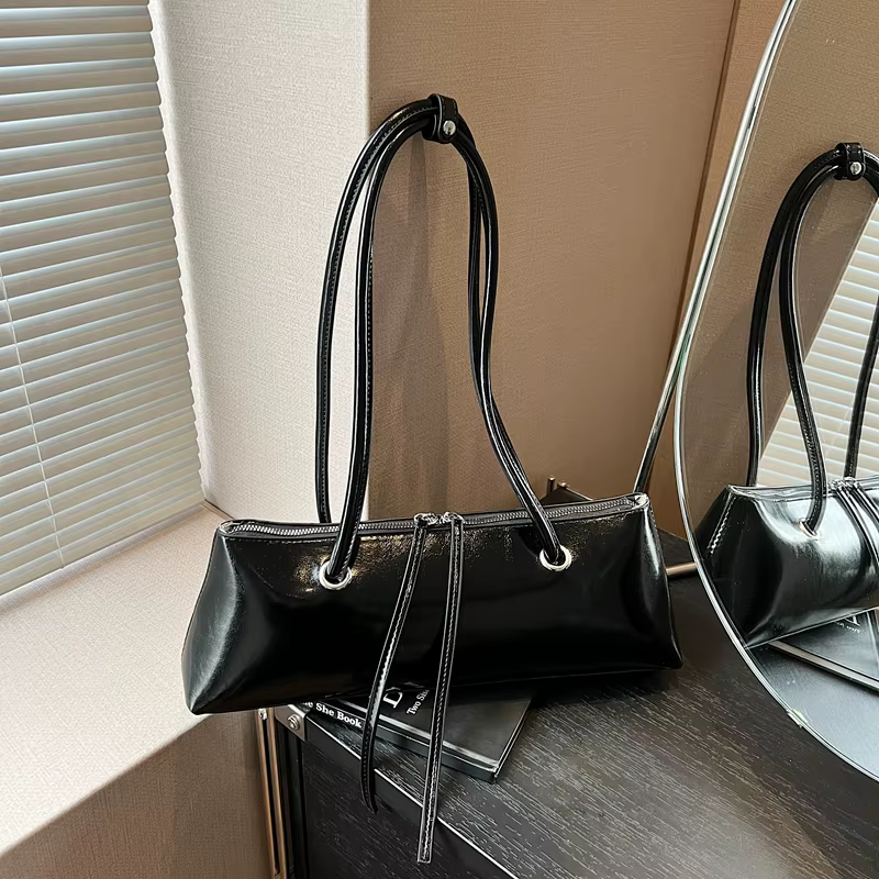 Sac à bandoulière rouge pour femmes, Version coréenne, sacs sous les bras simples et solides en cuir