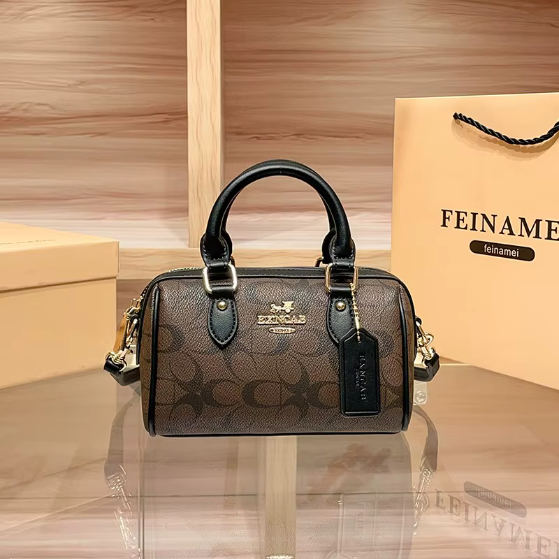 Sac à main Boston léger de marque de luxe pour femmes, sac à bandoulière rétro haut de gamme à bando