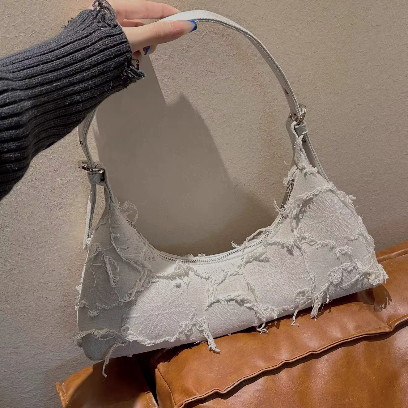 Sac fourre-tout à bandoulière en toile avec design patchwork, sac sous le bras, style décontracté vi